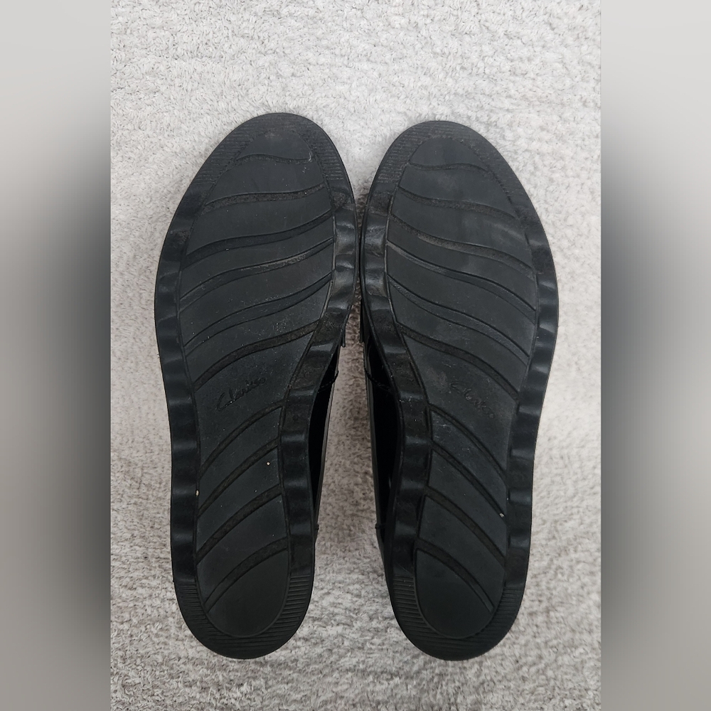 Clarks Black Patent & Gray Tweed Loafers - Picture 4 of 5
